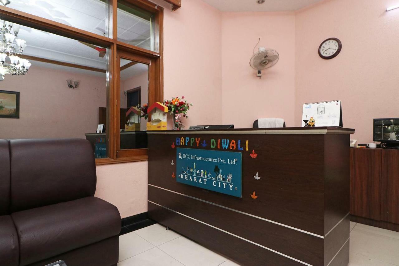 Oyo 24672 Bharat Guest House Delhi (National Capital Territory of India) Exterior photo