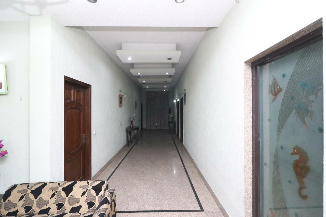 Oyo 24672 Bharat Guest House Delhi (National Capital Territory of India) Exterior photo