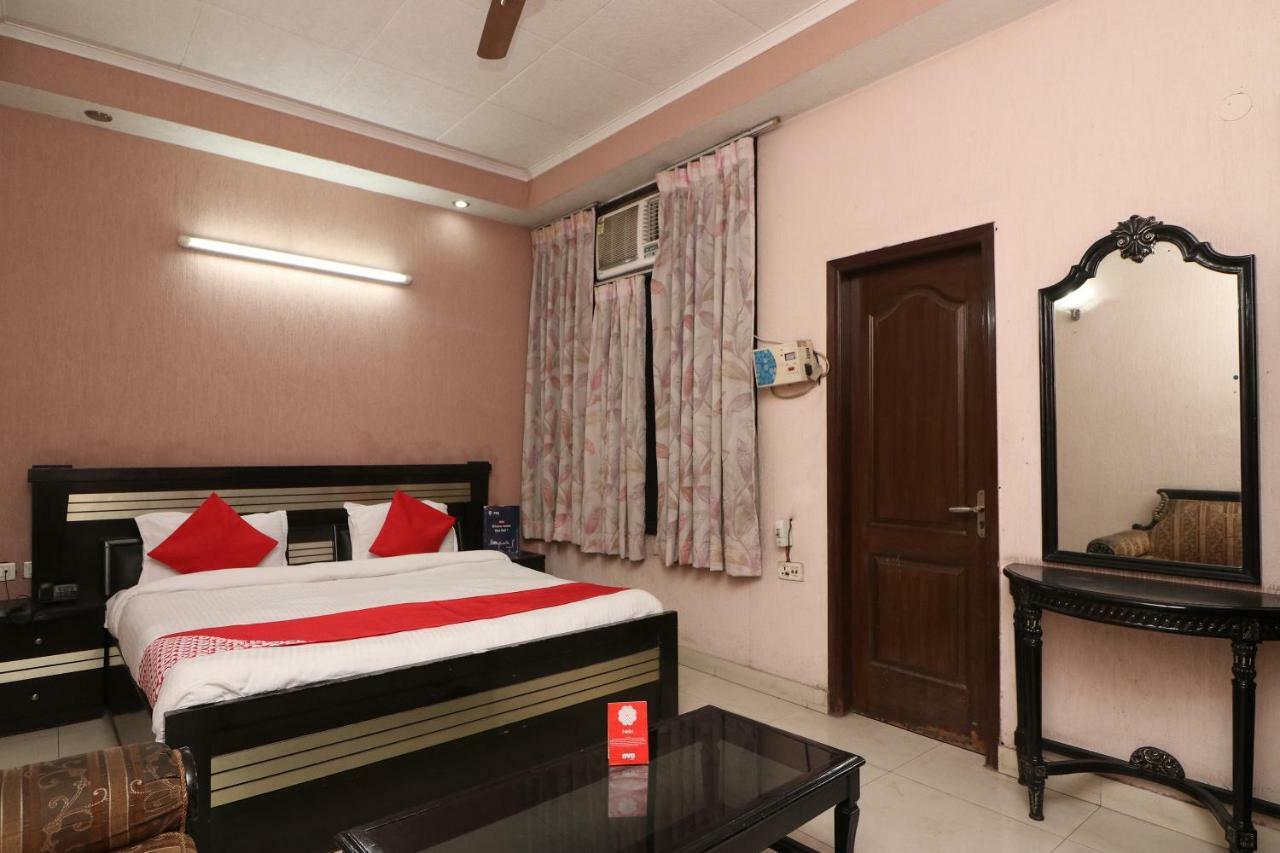 Oyo 24672 Bharat Guest House Delhi (National Capital Territory of India) Exterior photo